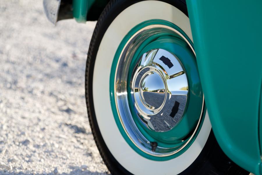  Chevrolet 3100 Half-Ton Pickup Truck 1957 года  (фото 13 из 21)